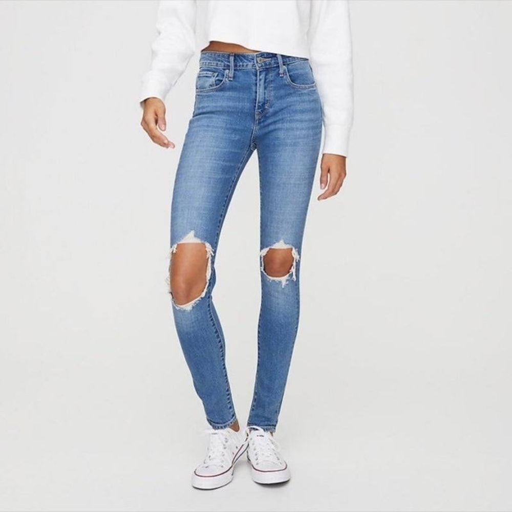 Levi's Jeans 721 High Rise Skinny Destroyed Medium Wash Size 27